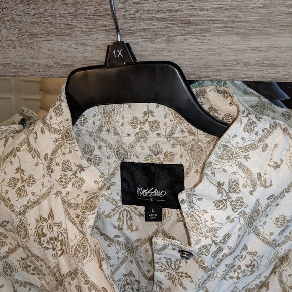 Women's jacket - Picture 2 of 7